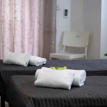 Tiburtina Royal Pensión 4*
