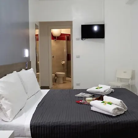 Tiburtina Royal Pensión Roma